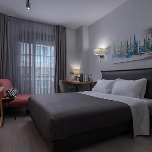 Galleries Elegant Daire